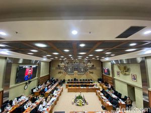 Kata DPR Soal Fomepizole untuk Gagal Ginjal: Seperti Mau Jualan Obat Lagi Ini