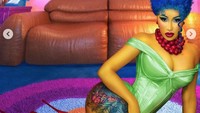 Cardi B berubah menjadi kuning demi tampil seperti Marge dari serial animasi The Simpson. Dok. Instagram