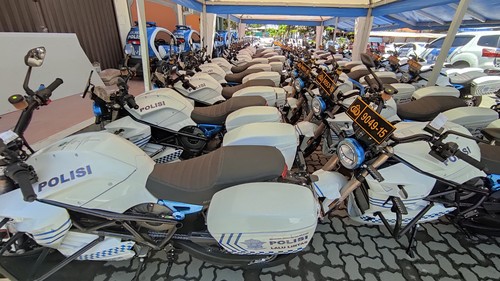 KTT G20 yang akan digelar di Bali sejak awal memang gencar mengkampanyekan penggunaan energi hijau (green energy). Termasuk di antaranya dengan menggalakan penggunaan kendaraan listrik, baik sepeda motor maupun mobil listrik.