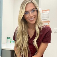 Terkadang kamu bisa terlambat datang ke pesta dan hidup ternyata bisa cukup menakjubkan, tulisnya. Foto: Instagram @drculver