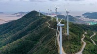 Melansir The Guardian, sebuah studi mengungkapkan China memimpin peningkatan terbesar di dunia dalam kapasitas tenaga angin karena membangun pembangkit listrik tenaga angin berkapasitas hampir 100 Gigawatt atau setara untuk memberi daya kepada tiga kali lipat jumlah rumah di Inggris.  