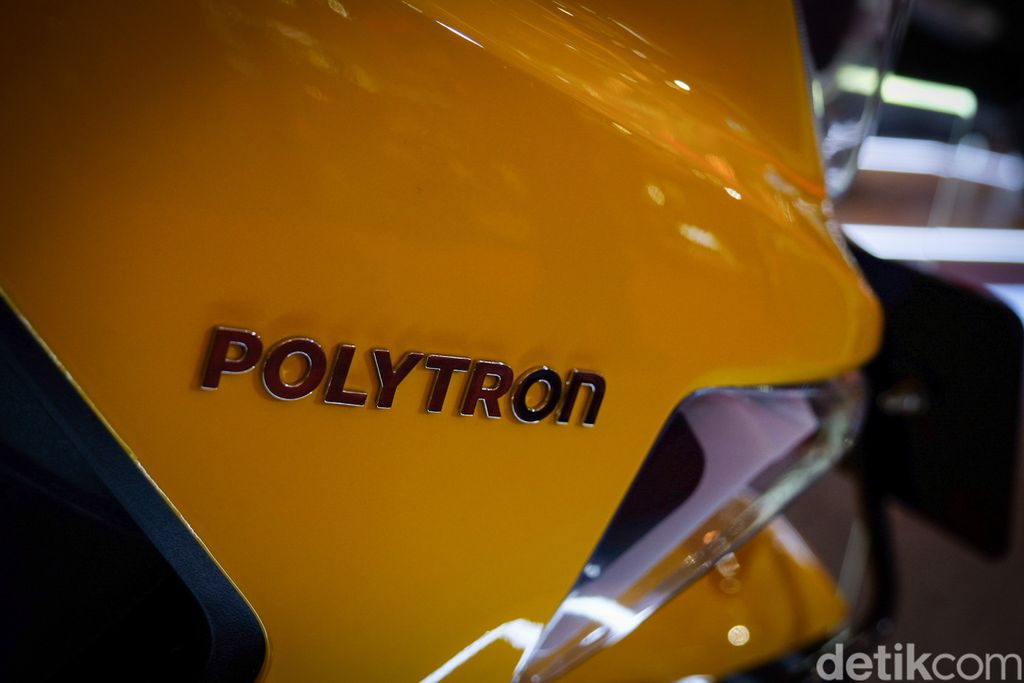 Produsen elektronik kenamaan asal Indonesia Polytron kini merambah ke pasar otomotif. Polytron merilis motor listrik terbaru Fox-R.