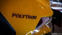 Konsumen yang membeli Fox-R akan ditawarkan dengan sistem sewa baterai. Diklaim lewat cara ini bisa membuat harga motor listrik lebih murah.
