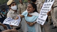 Seperti diketahui 134 orang tewas akibat ambruknya jembatan gantung di Gujarat, India.