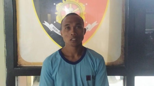 Pelaku penebasan istri di Gerung, Lombok Barat, Nusa Tenggara Barat (NTB), menyerahkan diri ke polisi.