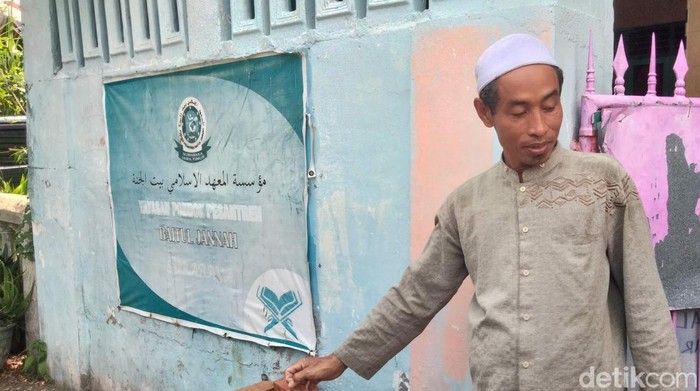 Pengasuh ponpes di Wonocolo yang sudah 2 kali motor dicuri