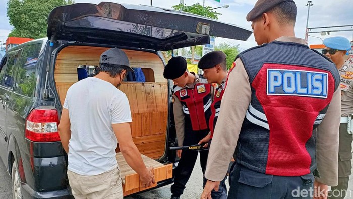 pengetatan di pelabuhan ketapang