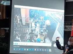Detik-detik Kepanikan di Pintu 13 saat Tragedi Kanjuruhan