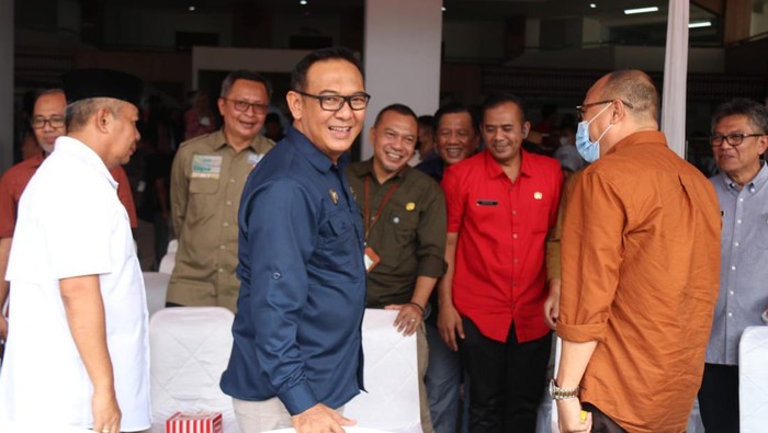 Plt Bupati Bogor Iwan Setiawan