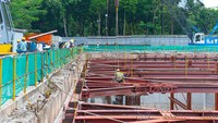 Hingga akhir 2022 ini, PT MRT Jakarta (Perseroda) menargetkan penyesaian penggalian station box, roof slab, concourse slab, dan base slab stasiun, serta memulai pengeboran koridor Monas-Thamrin. Foto: Dok. MRT Jakarta
