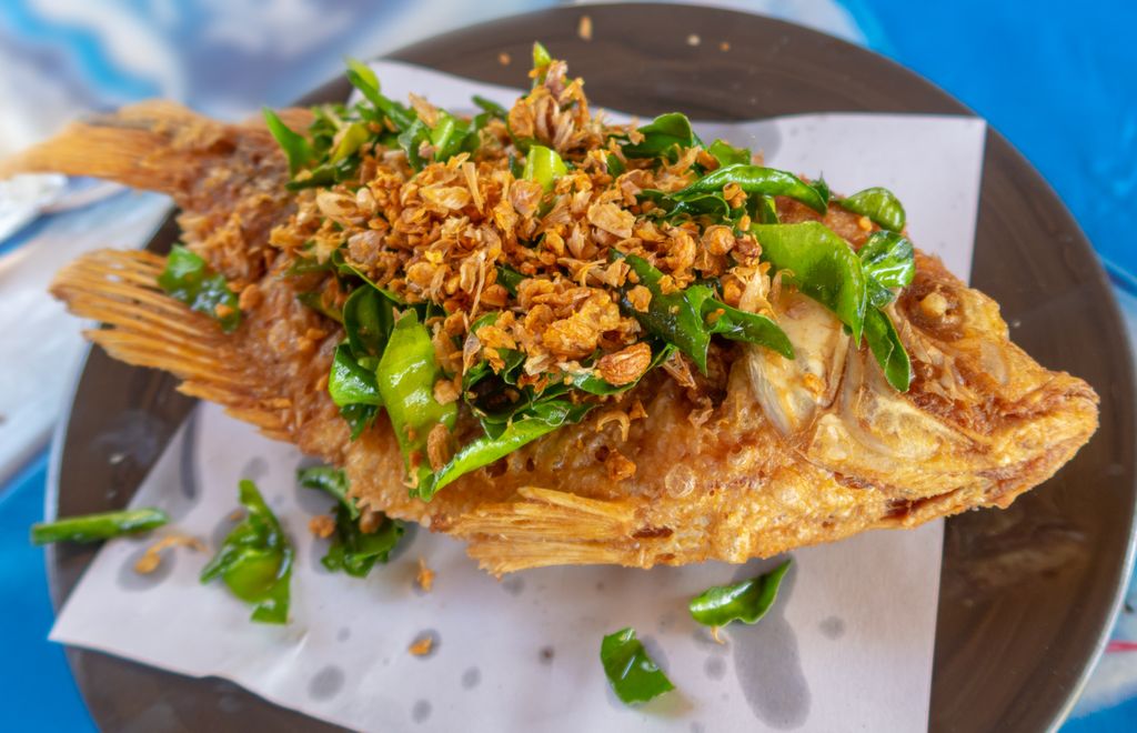 Resep Ikan Goreng Bumbu Bawang Putih dan Rempah