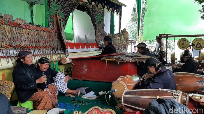 Ruwatan masyarakat penganut Kejawen di Kalitanjung Banyumas, Rabu (2/11/2022).