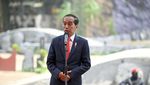 Senyum Prabowo dan Tepuk Tangan Jokowi di Indo Defence 2022