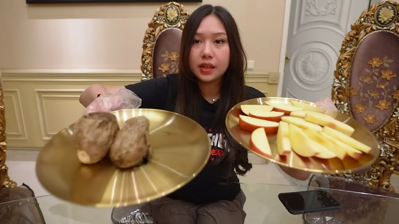 Sisca Kohl is on a diet inspired by IU's diet