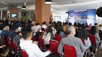 Di dalam negeri, lanjut Mendag Zulkifli Hasan, harga barang kebutuhan pokok terpantau stabil di tengah kenaikan harga bahan bakar minyak (BBM).