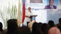 Momen Zulhas saat memberikan pidato kunci (keynote speech) Seminar Nasional bertema “Kebijakan Perdagangan, Stabilitas Harga, dan Kondisi Industri Perbankan” yang diselenggarakan Perbanas Institute pada hari ini, Rabu, (2/11), di Jakarta.