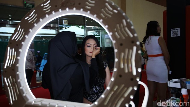 Beragam produk kecantikan wajah dihadirkan di pameran ini