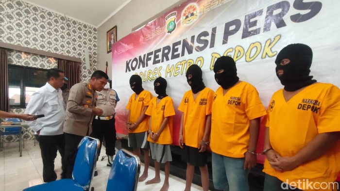 5 pengedar narkotika di Depok ditangkap (Dwi Rahmawati/detikcom)