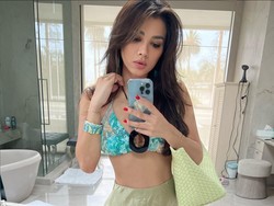 7 Penampakan Perut Adinda Bakrie Bikin Iri, Sudah Punya Anak 3 Tetap Ramping