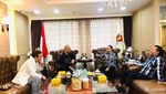 Dewa Batal Konser, Ini 10 Momen Ahmad Dhani Makan Bareng Pejabat