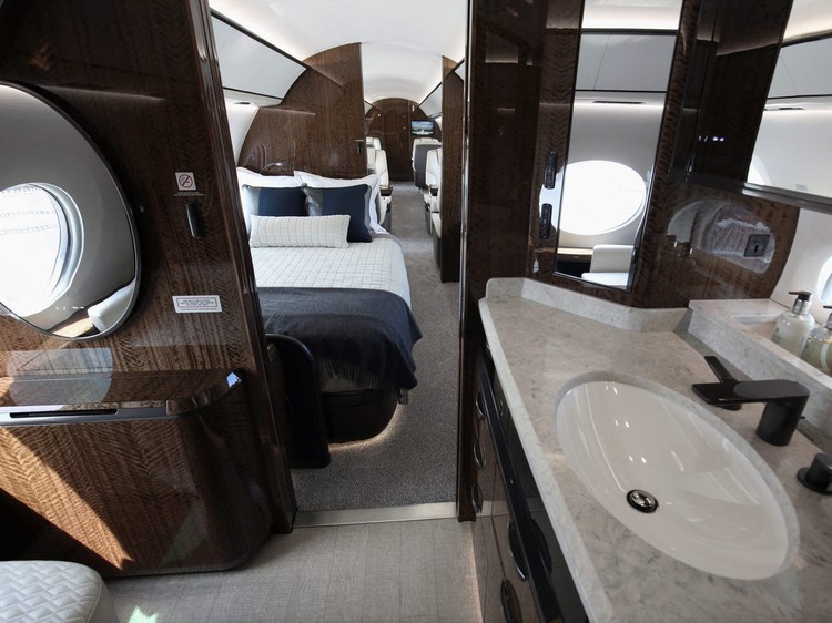 Gulfstream G700