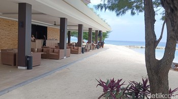 Hasil jepretan Poco M5 di bagian lobby Asha Beach Resort, Pulau Payung, Kepulauan Seribu, Jakarta. Foto: (Panji Saputro/detikINET).