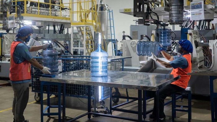 Investor Masuk, Primadaya Plastisindo Optimistis Makin Prospektif PT Primadaya Plastisindo Tbk telah melakuka IPO. Perusahaan di bidang produksi jenis kemasan plastik dan tisu steril itu optimistis mendulang kinerja positif.