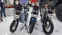 PT Pindad juga mengembangkan motor listrik bernama Morino. Sejauh ini kendaraan listrik itu baru prototipe dan dipamerkan di stand PT Pindad di Indo Defend 2022.