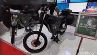 Motor-motor ini pertama kali dipamerkan ke publik di gelaran Indo Defence 2022 di Kemayoran, Jakarta Pusat. PT Pindad dan PT Len Industri yang tergabung dalam holding BUMN pertahanan Defend ID ikut meramaikan kancah kendaraan listrik.