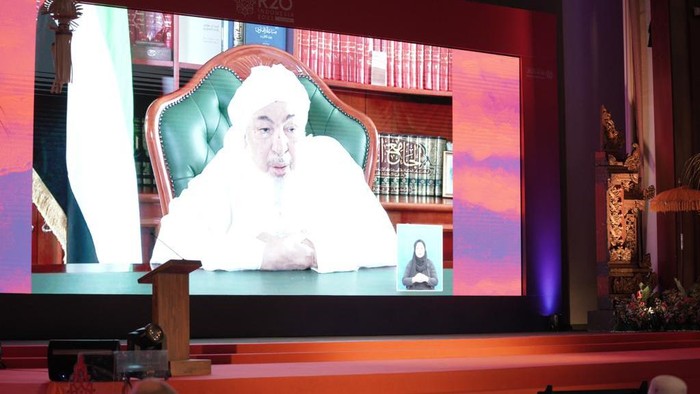 Ketua Forum Abu Dhabi untuk Perdamaian Syekh Abdullah bin Bayah