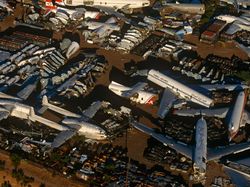 Wow! Ini Dia Penampakan Kuburan Pesawat Terbang Terbesar di Dunia