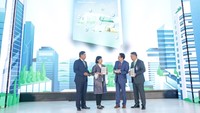Menjadi realisasi komitmen perseroan mendukung pencapaian pembangunan berkelanjutan melalui penerapan bisnis berbasis prinsip ESG, report yang merupakan hasil riset dan penelitian Mandiri Institute tersebut memberikan perspektif baru tentang pandangan bisnis, investor, dan pengelola dana tentang ESG yang dapat menjadi masukan penting untuk pencapaian target pemerintah terkait Net Zero Emmision ke depan.  