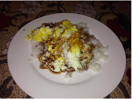 Mencuri makanan teman satu kos