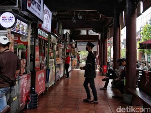 5 Kuliner Legendaris di Pantjoran PIK, Es Kopi hingga Nasi Lemak!