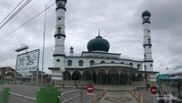 Masjid Jamik Pangkalpinang dibangun oleh masyarakat secara bergotong royong pada tahun 1936