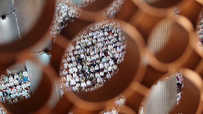 Menyelami Sejarah Masjid Istiqlal