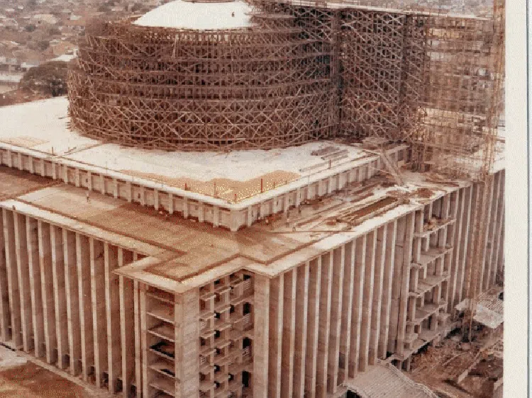 Menyelami Sejarah Masjid Istiqlal