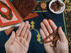Dzikir setelah Sholat Fardhu Singkat sesuai Sunnah Rasulullah, Jangan Lupa di Baca!