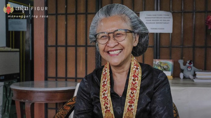 Nyi MW Retno Rahayuningsiwi, Sekretaris Kepercayaan Sultan HB X,