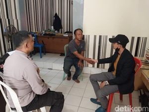Polisi Lepas Pencuri Kotak Amal Masjid karena Lapar di Palembang
