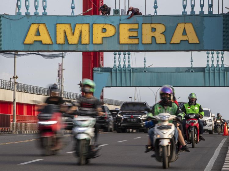Jembatan Ampera Makin Kinclong Nih Gaes