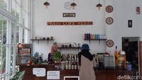 Untuk harga makanan dan minuman di sini juga termasuk terjangkau. Harganya minumannya mulai Rp 6 ribu - 26 ribu. Sementara makanannya Rp 15 ribu - 35 ribu. Foto: Putu Intan/detikcom