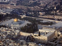Ratusan Ekstremis Serbu Al Aqsa, Coba Bawa Hewan Kurban