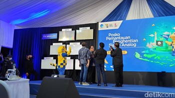 Suntik mati siaran TV analog atau Analog Switch Off (ASO) dilakukan pada 2 November 2022 pukul 24.00 WIB. Acara khusus digelar di Kantor Kominfo, Jakarta (Foto: Adi Fida Rahman/detikcom)