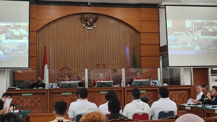 Sidang Hendra Kurniawan dan Agus (Wilda-detikcom)