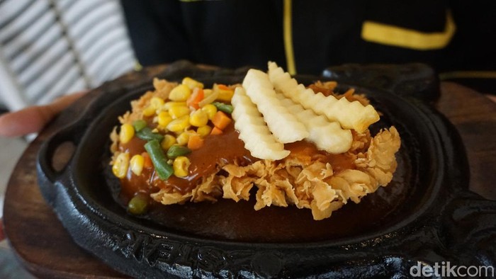 Steak enak dengan harga bersahabat di Mojokerto