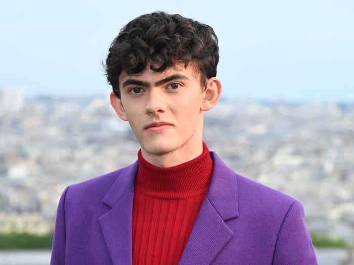 PARIS, FRANCE - JUNE 23: (EDITORIAL USE ONLY - For Non-Editorial use please seek approval from Fashion House) Joe Locke attends the AMI - Alexandre Mattiussi Menswear Spring Summer 2023 show as part of Paris Fashion Week  on June 23, 2022 in Paris, France. (Photo by Pascal Le Segretain/Getty Images)