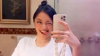 Tak menyebut siapa sosok pelakor itu, tapi dituliskan sebagai artis pendatang baru yang kerap menyuarakan tentang pelecehan terhadap perempuan. Sampai tercetus nama Arawinda Kirana dan kehidupan Amanda Zahra dan Guiddo Purba. Foto: dok Twitter @amndzahra