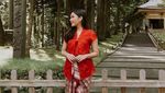 Potret 6 Artis Indonesia Pakai Kebaya Merah, Ada Dian Sastro dan Maudy Ayunda