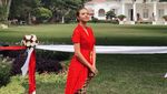 Potret 6 Artis Indonesia Pakai Kebaya Merah, Ada Dian Sastro dan Maudy Ayunda